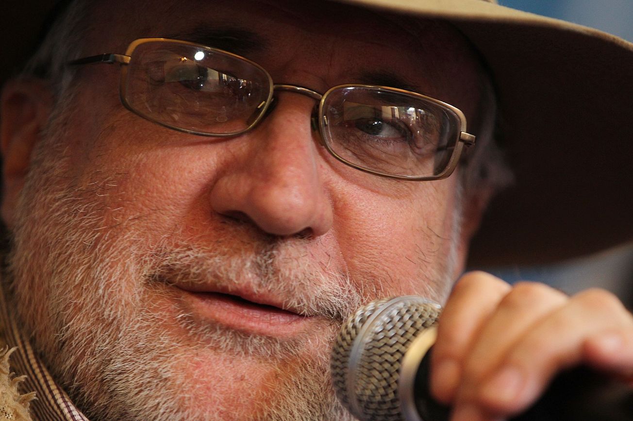 No hay denuncia de la PGR contra rector de la UAEM