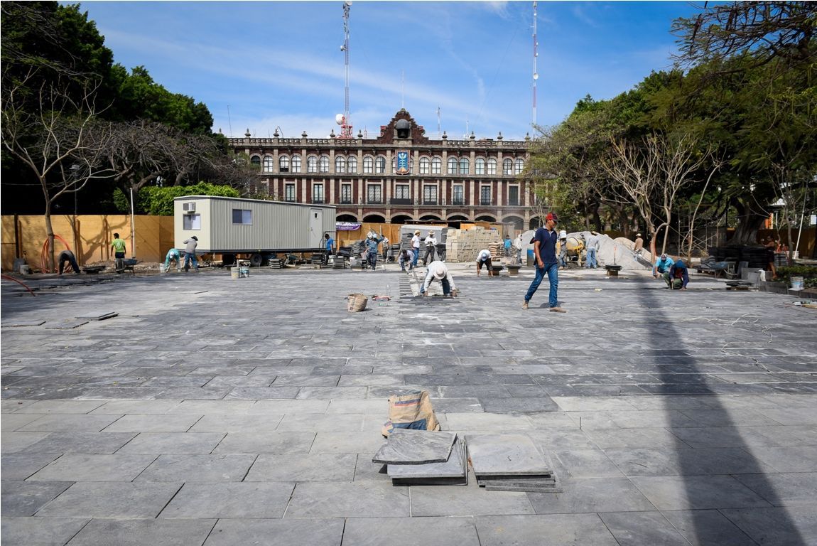 Descubren fraude en nueva Plaza de Armas