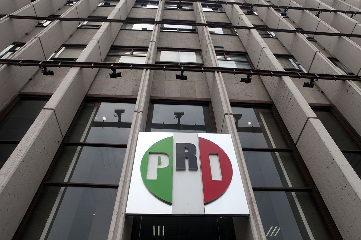 PRI podría expulsar a Javier Duarte