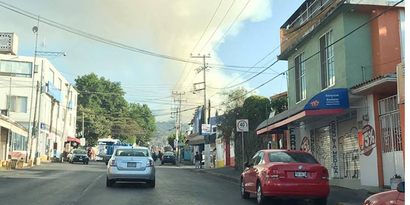 Se registra incendio al norte de Cuernavaca