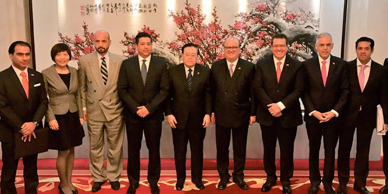 Va Graco a China para crear lazos entre ambas naciones