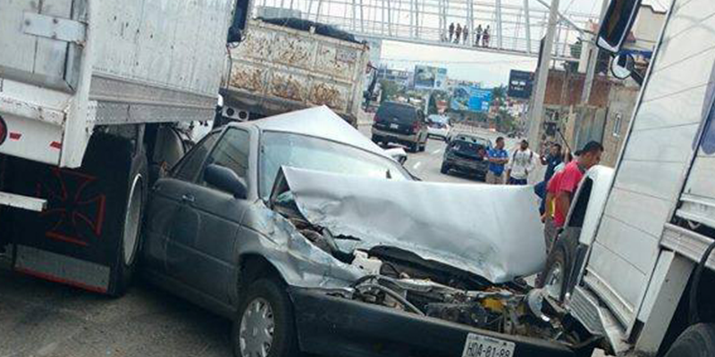 Accidente sobre el Libramiento Cuernavaca