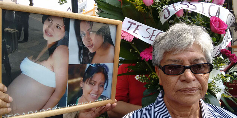 Acude madre de Jessica Cerón a fosa de Jojutla