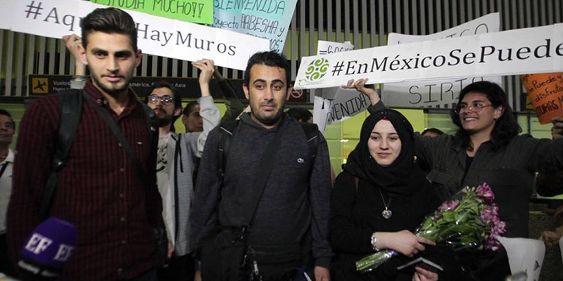 Recibe México a estudiantes Sirios