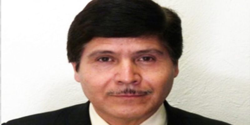 Diez alcaldes se amparan para evitar destitución