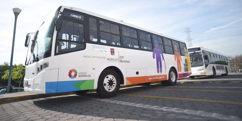Denuncian irregularidades en el transporte del Sistema DIF