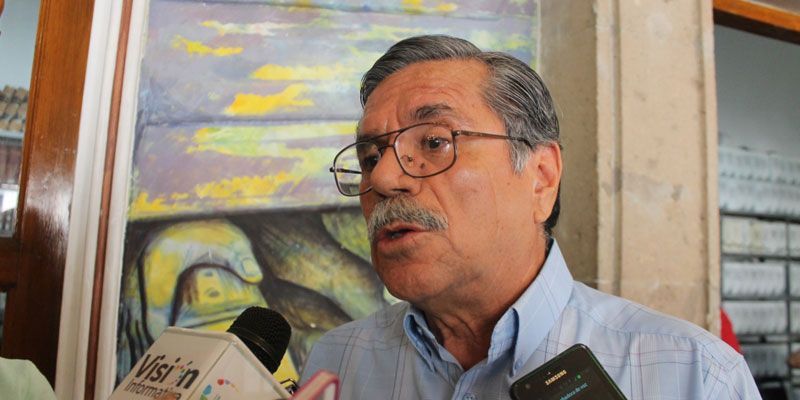 Iniciarán amparos si suben costos de verificación