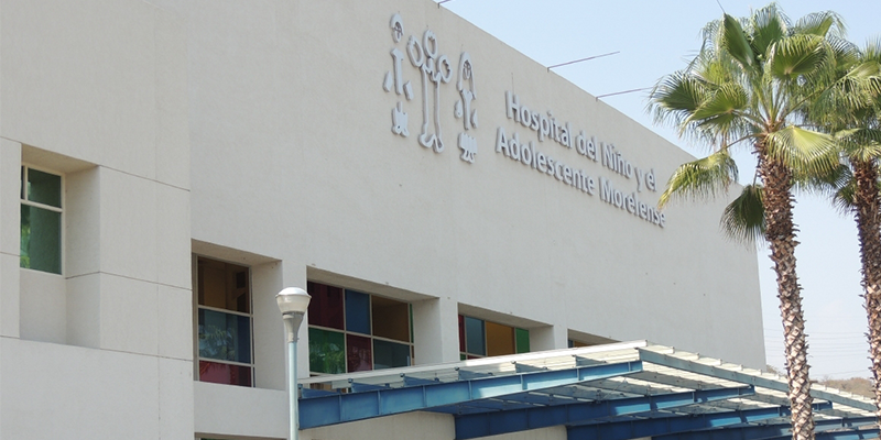 Trasladan a menor guatemalteco a Hospital del Niño en Emiliano Zapata