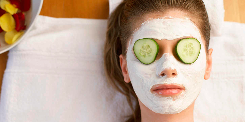 Realiza estas mascarillas faciales desde tu casa