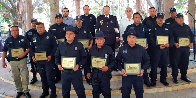 Reconoce CES a oficiales de la Policía Morelos