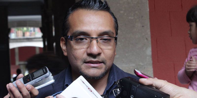 Exhortan no condicionar la entrega de documentos escolares