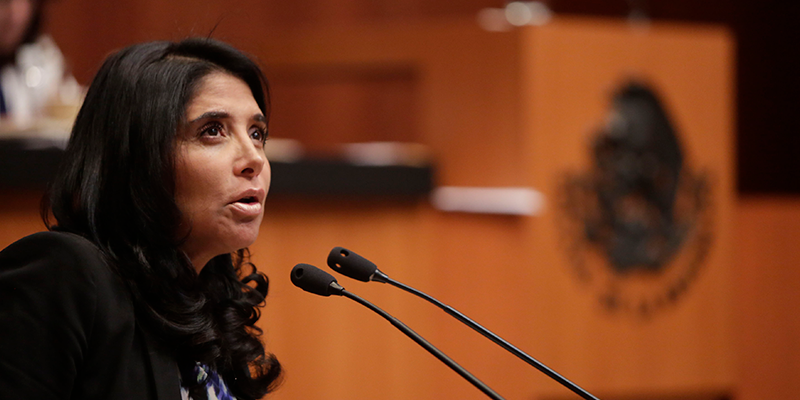 Culpa Alejandra Barrales del socavón a Ruiz Esparza