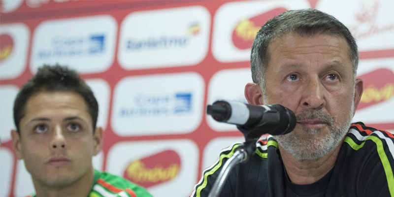 Insultan aficionados a Osorio