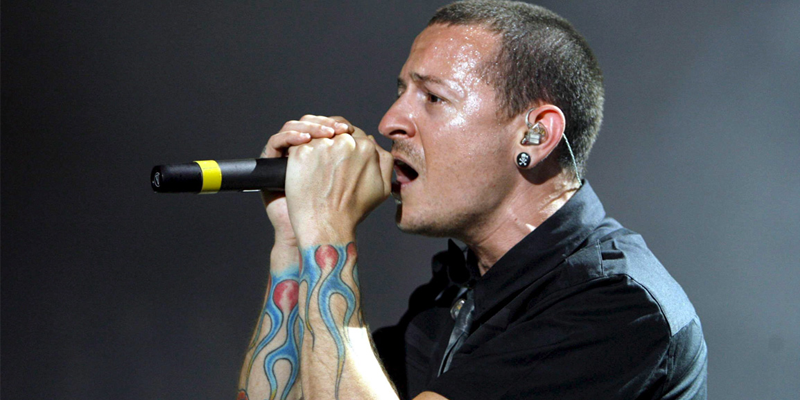 Se suicida vocalista de Linkin Park