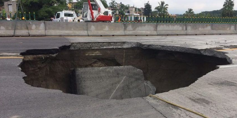 No hay para cuando quede reparado el Paso Exprés