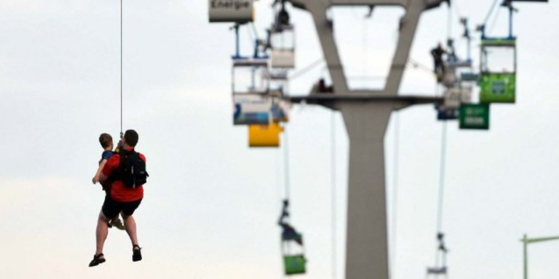 Se quedaron atoradas en un teleférico