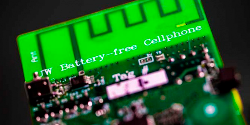 Primer celular que funciona sin batería es casi una realidad