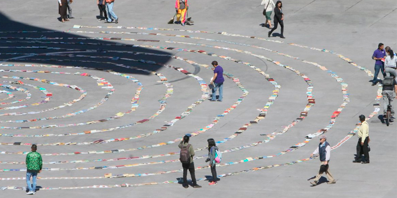 Récord Mundial de Espiral de Libros