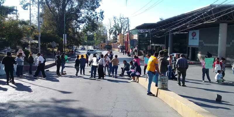 Bloquean Plan de Ayala