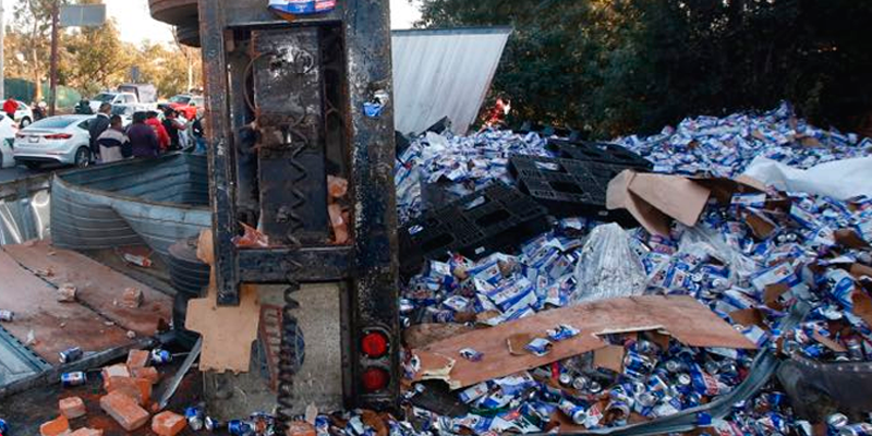 Aprovechan y se llevan cervezas