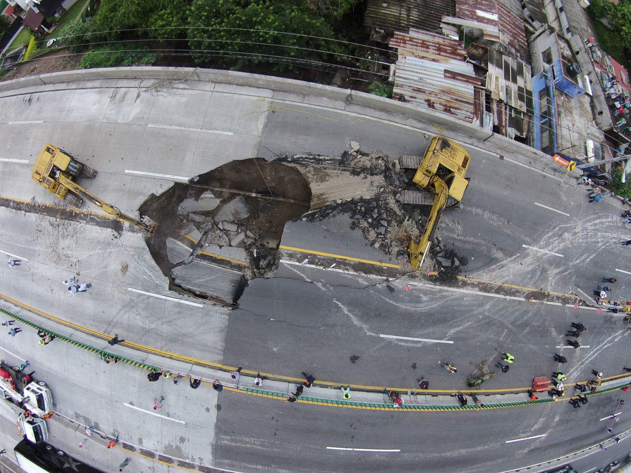 La mala construcción del Paso Exprés no va a evitar otro socavón: CAPUFE