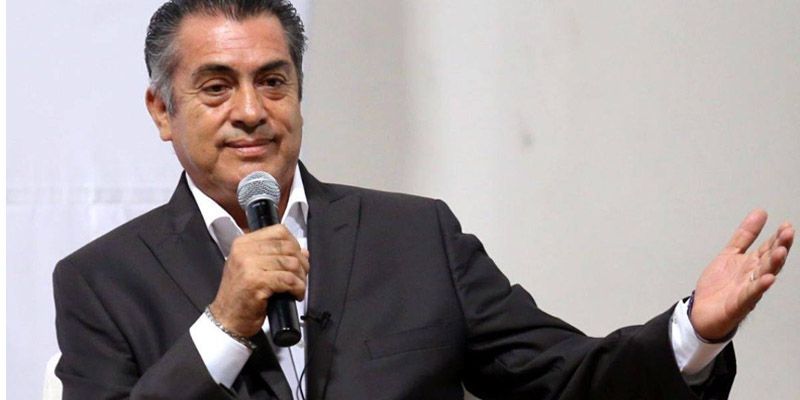 “No voy a desistir sobre mi propuesta de mochar manos”