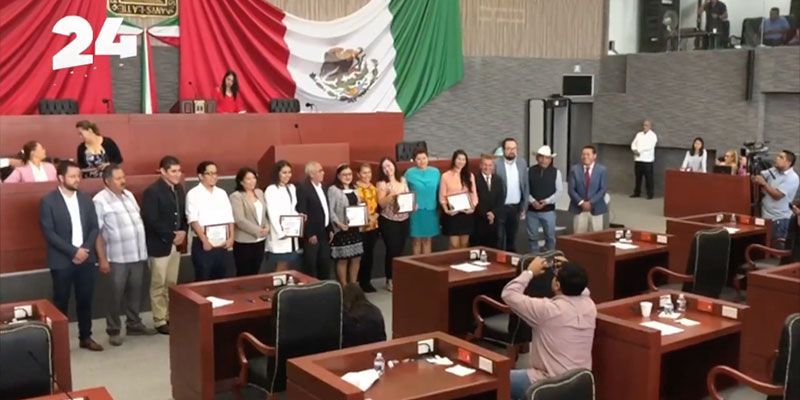 Entregan Premio al Mérito Periodístico