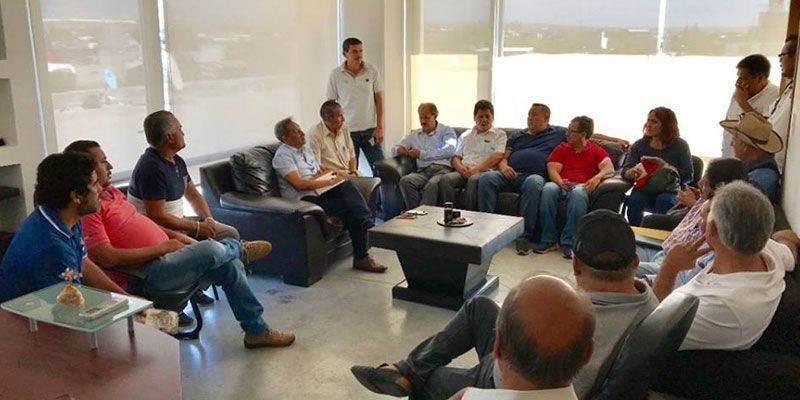 Dialoga SMyT con transportistas