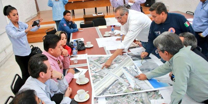 Reunión por hundimientos del paso exprés