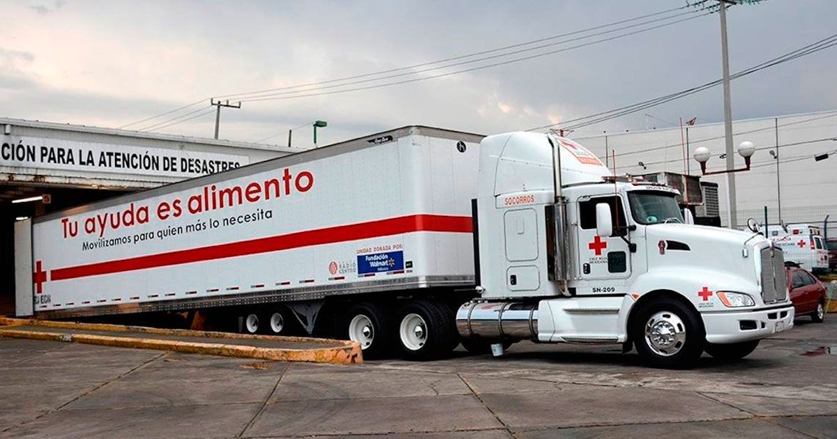 Lleva Cruz Roja víveres a afectados en Sinaloa