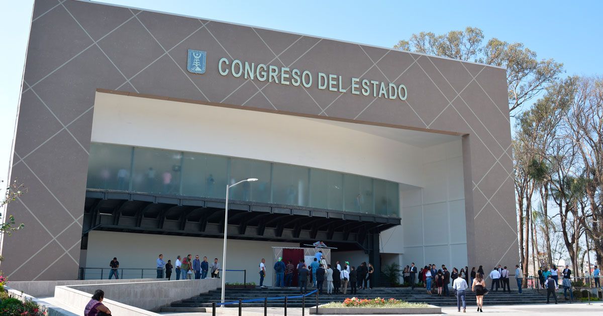 Se opone Tania Valentina a la compra de vehículos de lujo en el Congreso