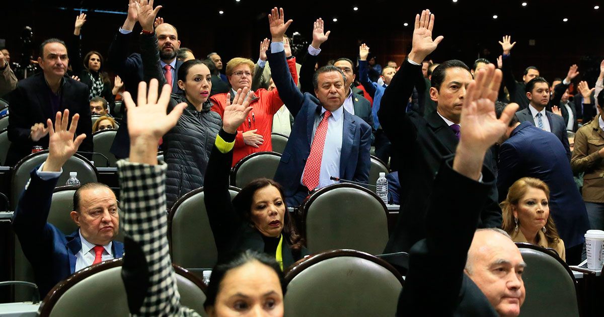 Eliminan fuero a diputados locales en la CDMX