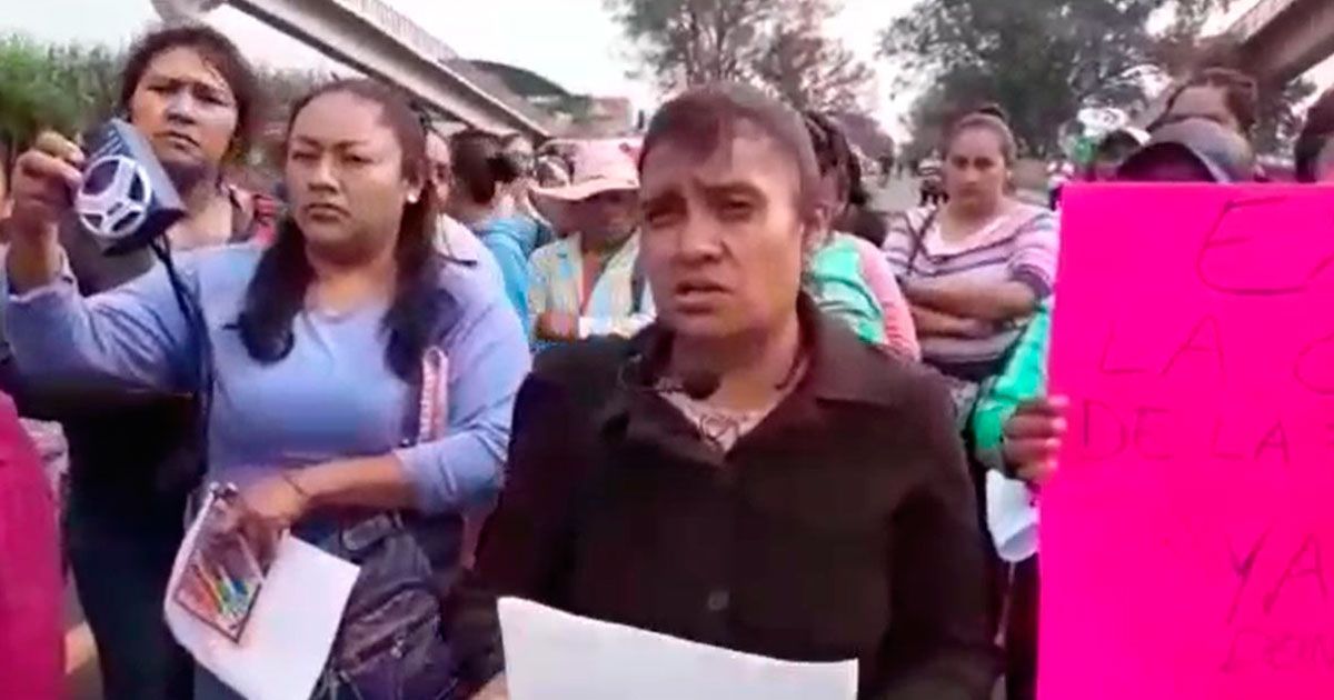 Exigen a gobierno entregar escuela antes de que termine su administración