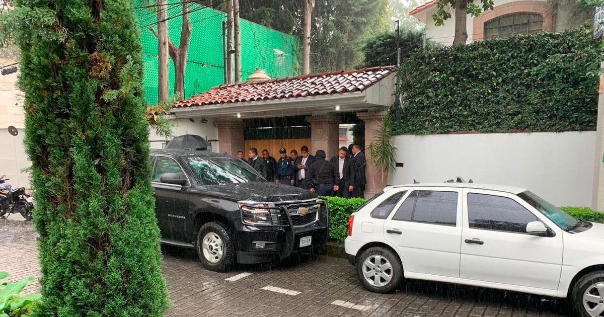 Atacan casa de Norberto Rivera, un escolta perdió la vida