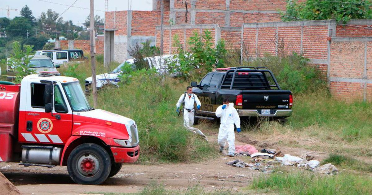 Encuentran 16 cuerpos en fosas de Tonalá