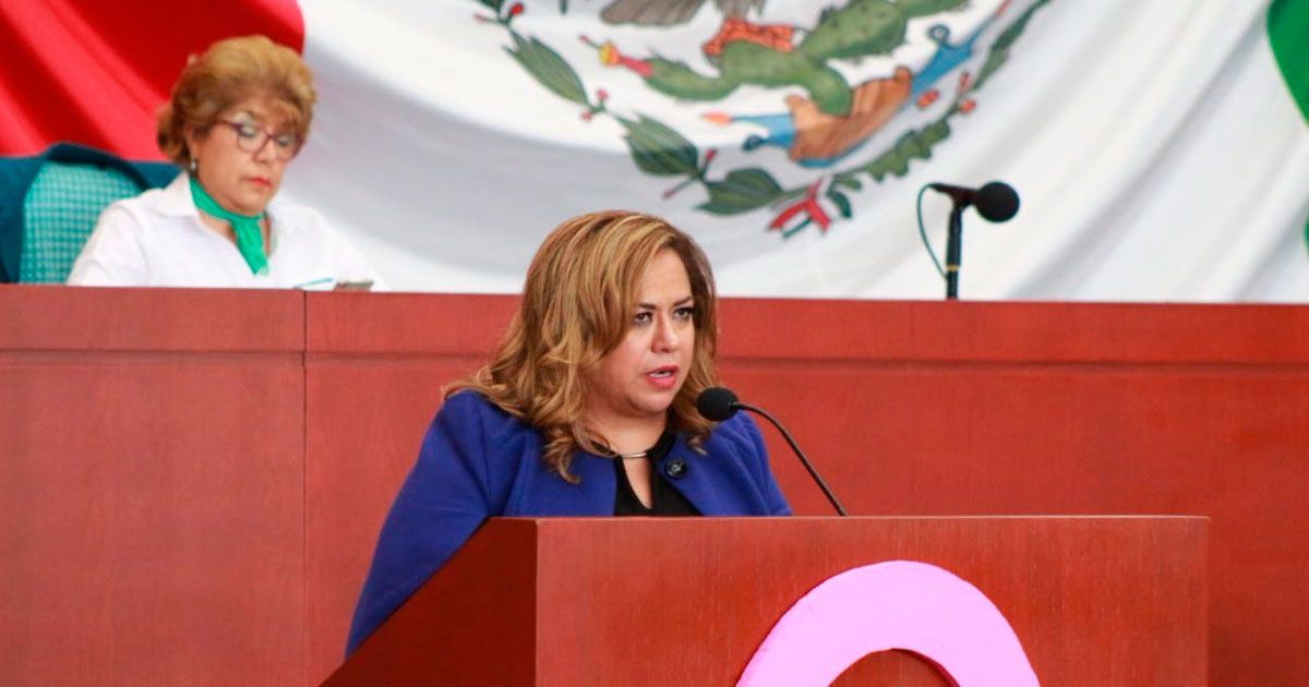 Acusan a Lucía Espejo de “manipular a diputados para no remover al Fiscal