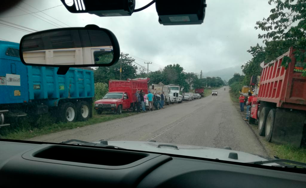 Se manifiestan en Tepoz