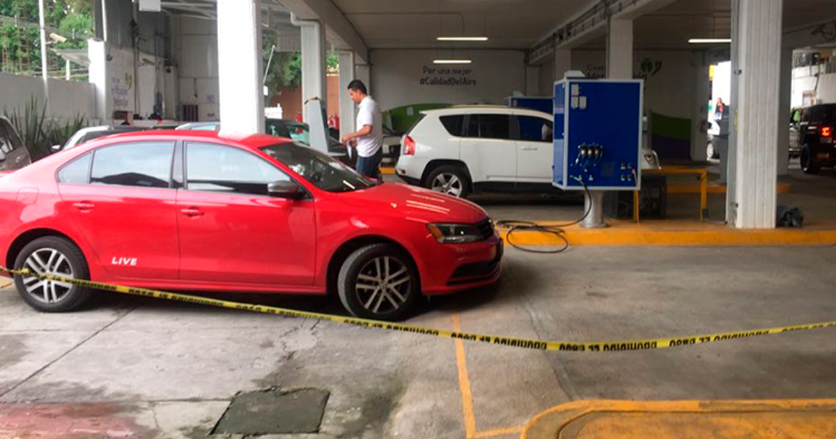 Suspenden servicios en los verificentros