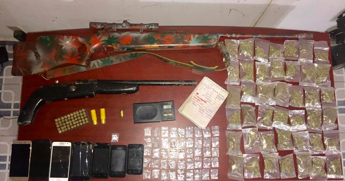 Capturan a 6 hombres con droga y armas en Tlaltizapán