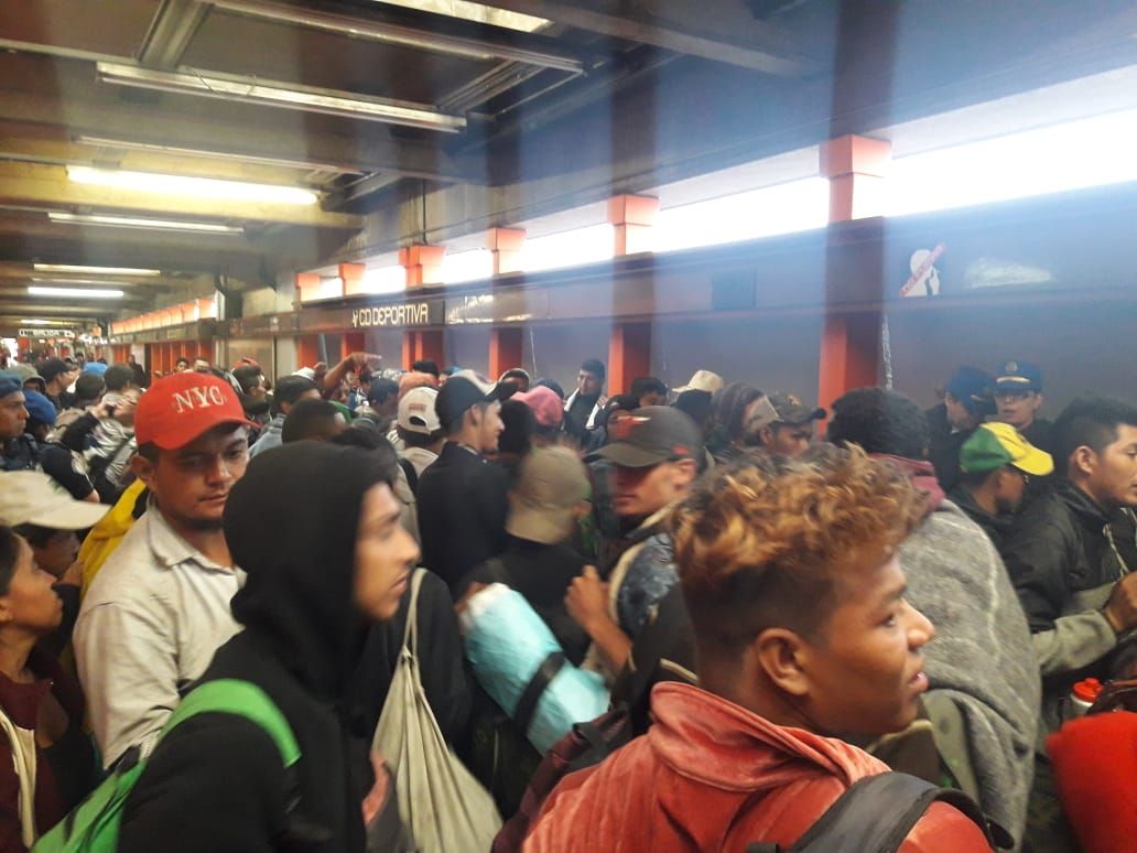 Habilitan vagones del Metro para migrantes
