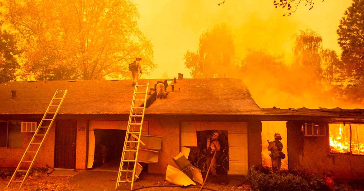 Aumenta lista a 76 muertos tras incendio en California