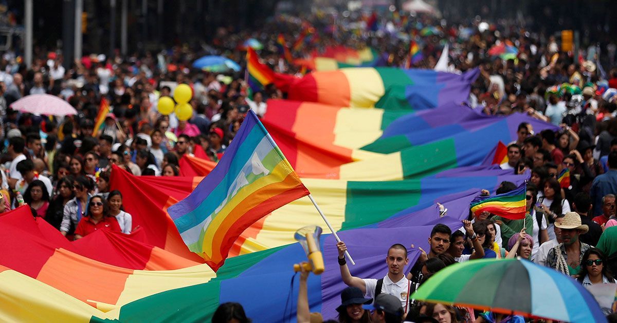 Llaman a Legislar a favor de la comunidad LGBT+