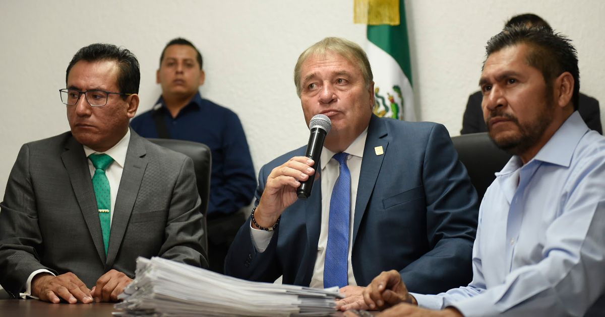 Presentan denuncias por irregularidades en Obras Públicas