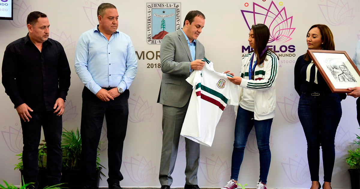 Premian a jugadora morelense del Tri femenil SUB-17
