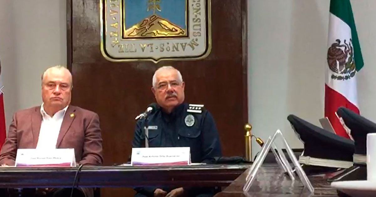 Detienen a dos policías de Cuernavaca por presunta extorsión