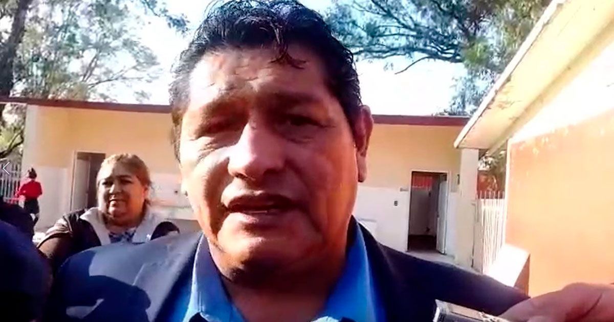 Se manifiesta edil de Cuautla contra sueldos exagerados