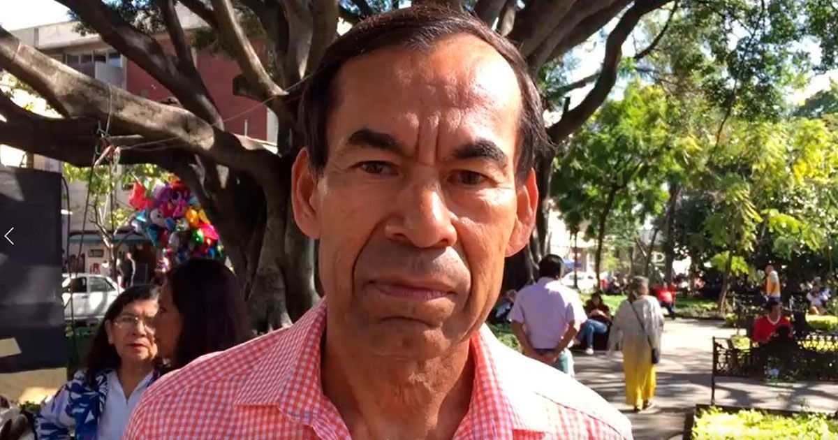 Continúan 12 mil maestros a la espera de su pago