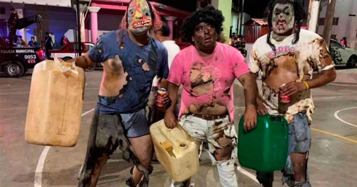 Se disfrazan de huachicoleros