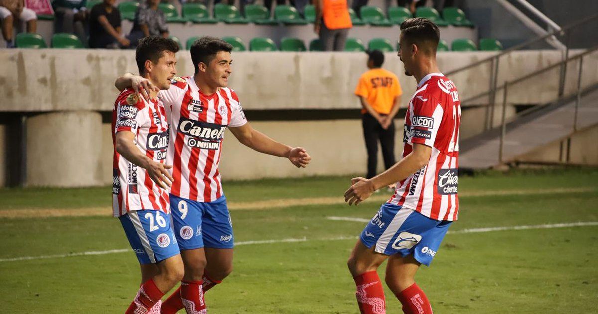 Cae Zacatepec ante San Luis