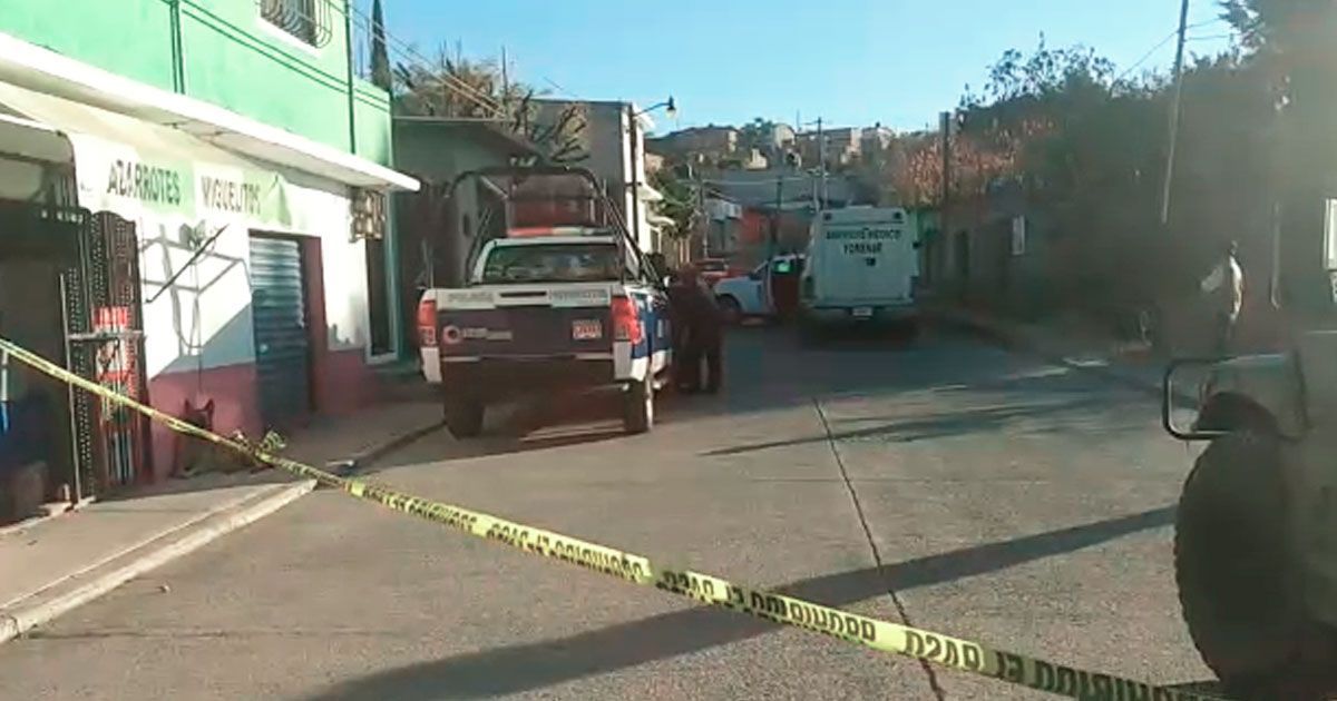Localizan a hombre sin vida al interior de un auto en Emiliano Zapata